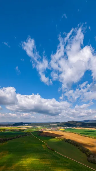 Luchtfoto Van Het Landbouwlandschap Slowakije Met Velden Bossen Het Zomerseizoen — Stockfoto