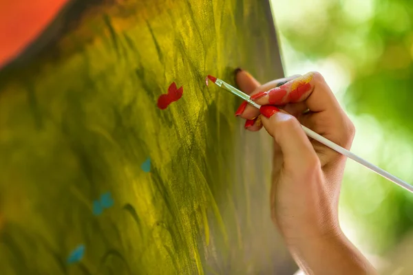 Female Artist Working Her Art Canvas Painting Outdoors Her Garden — Stock Photo, Image