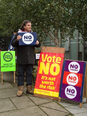 Edinburgh, İskoçya, Birleşik Krallık, 18 Eylül 2014 - kamu referandum günü Edinburgh bağımsızlık onların görüş ifade