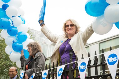 Edinburgh, İskoçya, Birleşik Krallık, 18 Eylül 2014 - kamu referandum günü Edinburgh bağımsızlık onların görüş ifade
