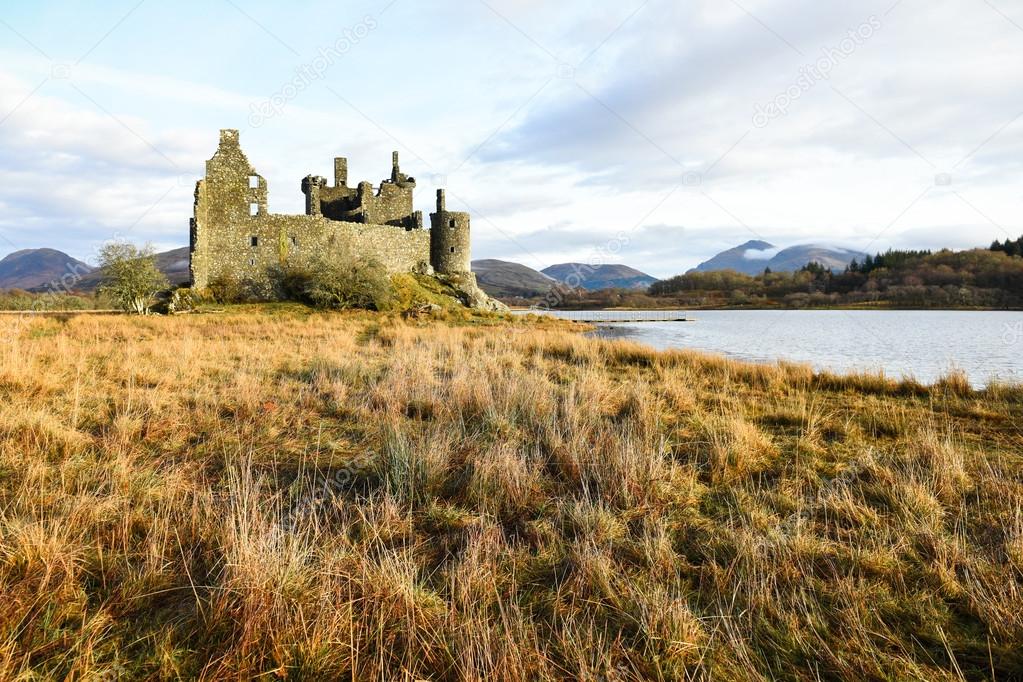 The ruin of Kilchurn Castle, Highland mountains and Loch Awe, Scotland