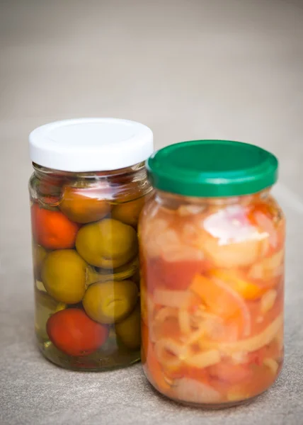 Jars of organic pickled vegetables. Marinated food. Clean eating concept — Stock Photo, Image