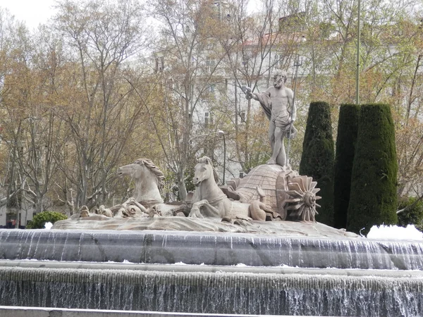 在马德里的海王星喷泉 — 图库照片
