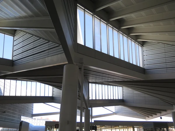Madrid Atocha İstasyonu'na varış areal