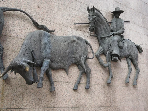 Sculptuur op de muur in Madrid Plaza de Toros — Stockfoto