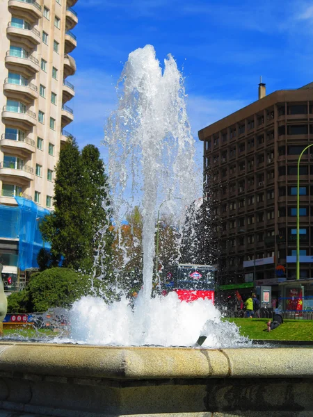 Fountain in Plaza Espana, Madrid — Stock Photo, Image