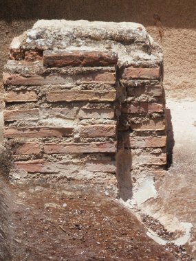 Tuğla sütun oluşturmak   