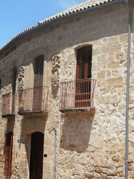 Rua estreita em Baeza — Fotografia de Stock