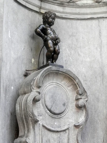 Скульптура Маннекен-Пис — стоковое фото