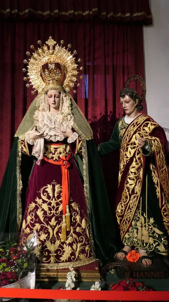Alora Španělsko Dubna 2021 Náboženské Postavy Vystavené Farním Kostele Velký — Stock fotografie