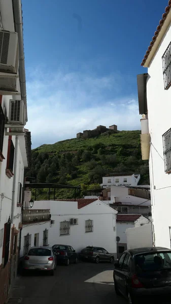 Atrás Del Histórico Castillo Árabe Colina Pueblo Andaluz —  Fotos de Stock