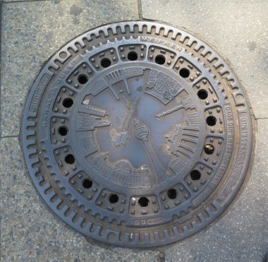 Kanalizasyon kapağı