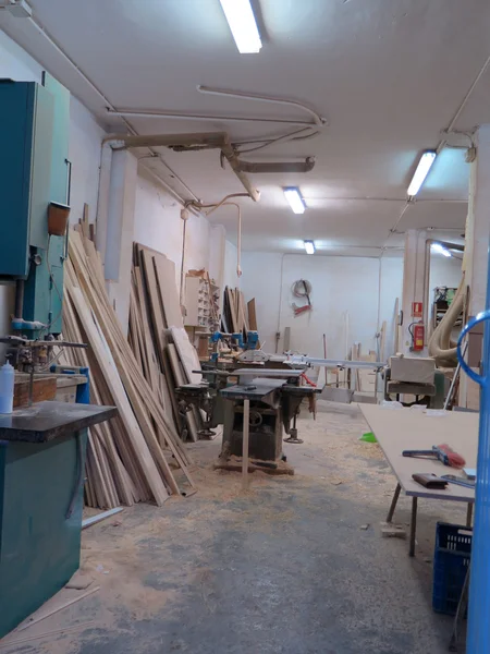 Εργαστήριο αναμμένο ξυλουργού — Φωτογραφία Αρχείου