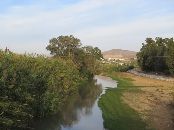 Güneş Guadalhorce Nehri üzerinde