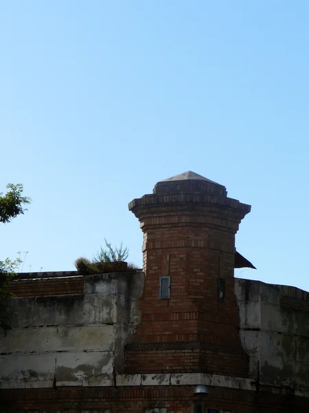Torre de canto de agachamento — Fotografia de Stock