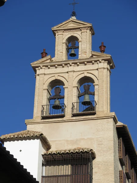 Klockstapeln på kyrkan i Antequera — Stockfoto