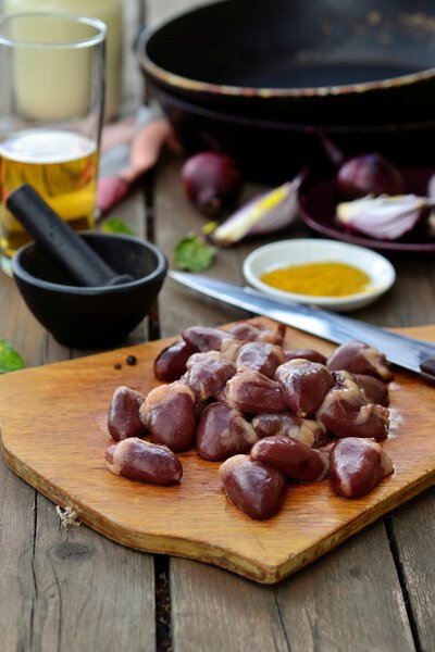 Сырые куриные сердца
