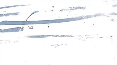 Minimum beyaz grunge dokusu, çizilmiş kağıt zemin, kirli boş yüzey, analog film tozu örtüsü, sıkıntılı boş tuval, kaba monokrom dokusu, klasik ses arkaplanı