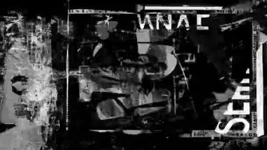 Siyah beyaz grunge kolaj dokusu, yırtık gazete kağıdı katmanları, baskı yüzeyi, çizilmiş tuval, analog ses dokusu, endüstriyel duvar parçaları, hasarlı monokrom estetiği ile karışık medya kompozisyonu