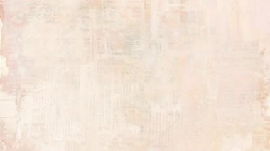 Şeftali rengi bej kağıt dokusu, yumuşak solmuş gazete arkaplanı, hafif sıkıntılı yüzey, ince mürekkep izleri, soyut klasik kolaj kompozisyonu