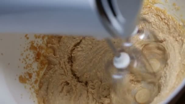 Mixing dough in a bowl with mixer — Stock Video