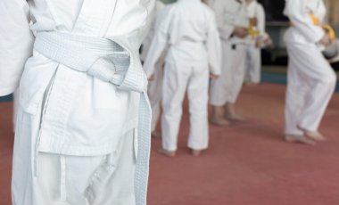 Çocuklar dövüş sanatları eğitimi