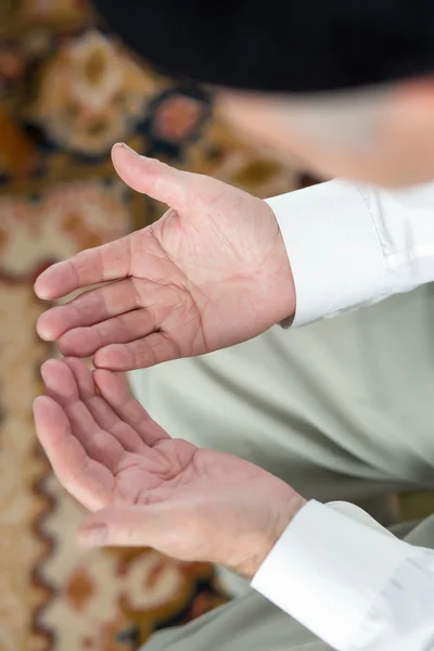 Praying hands of an old man — Stock Photo, Image