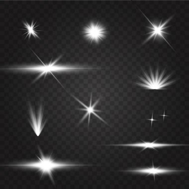 Beyaz parlayan ışık şeffaf bir arkaplanda patlar. Ray 'le. Şeffaf, parlak güneş. Parlak bir ışıltının merkezi