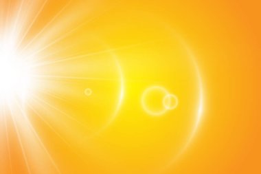  Sarı arka planda sıcak güneş. Leto.bliki güneş ışınları