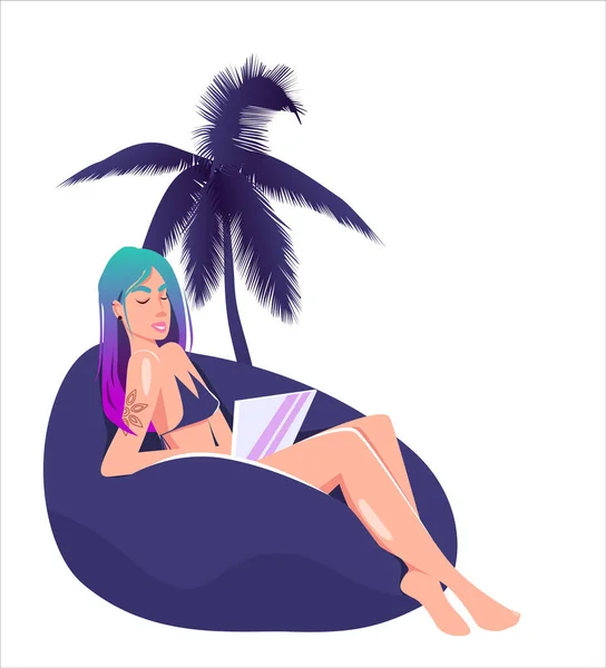 Bikinili güzel bir kadın dizüstü bilgisayarda çalışıyor, mavi çanta koltuğunda oturuyor. Bağımsız konsept, tropik cennetten çalışma, video konferans. Vektör illüstrasyonu beyaz arkaplanda izole edildi. — Stok Vektör
