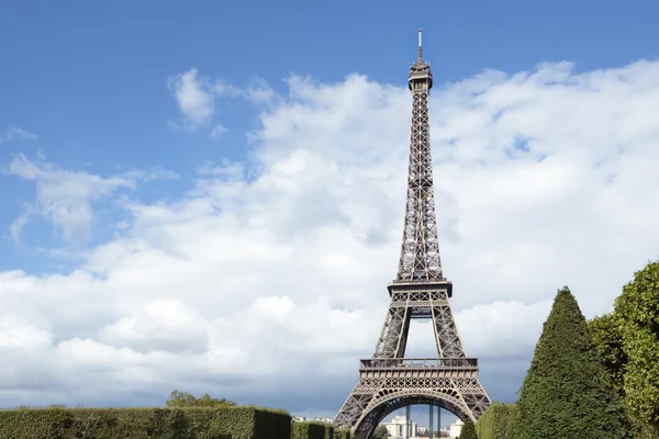 Torre Eiffel vista panoramica lontana, copiare lo spazio — Foto Stock