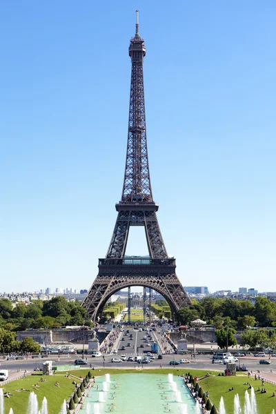 Torre Eiffel fuentes trocadero — Foto de Stock