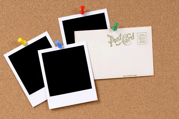 Cartão postal com impressões fotográficas em branco — Fotografia de Stock