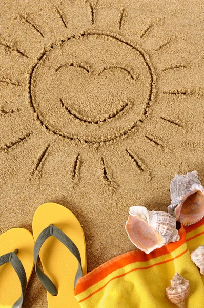 Beach background with smiling sun drawing — Stock Photo, Image