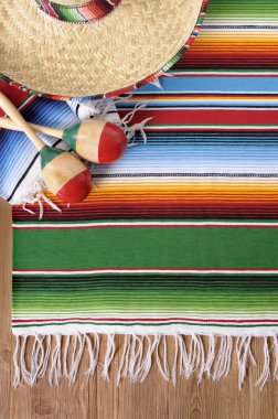 Geleneksel battaniye ve sombrero Meksika arka plan