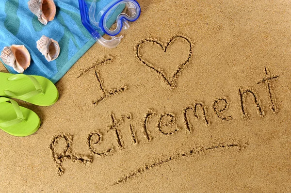 Συνταξιοδότηση παραλία γραφής — Φωτογραφία Αρχείου