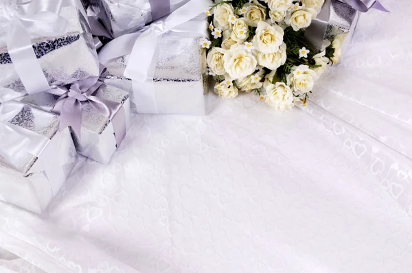 Düğün hediyeleri arka plan ile boşaltmak — Stok fotoğraf