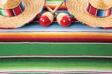 İki sombreros ile Meksika battaniye