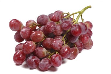 Kırmızı küre üzüm beyaz arka plan