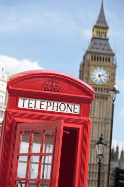 Telefon kulübesi ile Big Ben
