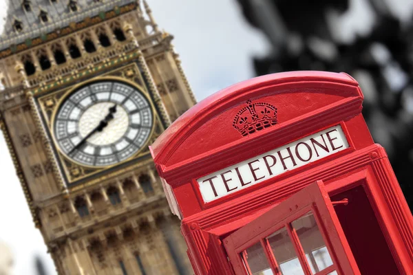 Telephone box with Big Ben — Stock Photo, Image