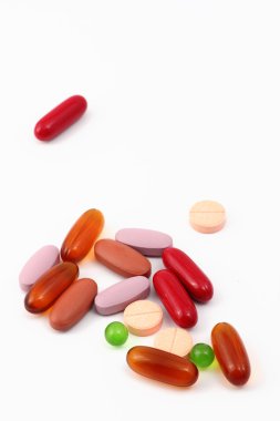 beyaz zemin üzerine tıp