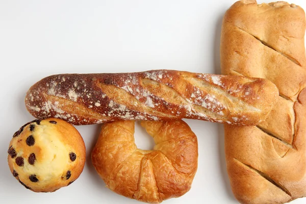 Panadería de croissant con panecillo de brade baguette sobre fondo blanco — Foto de Stock