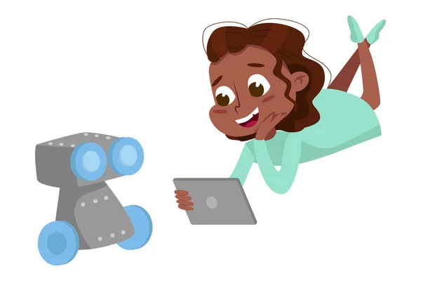 Linda sonriente chica afroamericana programando robot inteligente, personaje del programador del niño estilo de dibujos animados Vector Ilustración — Vector de stock