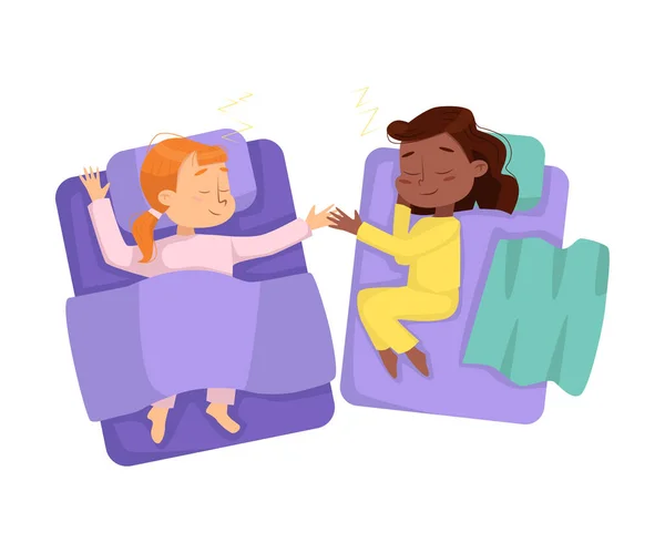Ovanifrån av underbara små flickor sover sött i sina sängar, Bedtime, söta drömmar om bedårande Kid Concept Cartoon Style Vector Illustration — Stock vektor