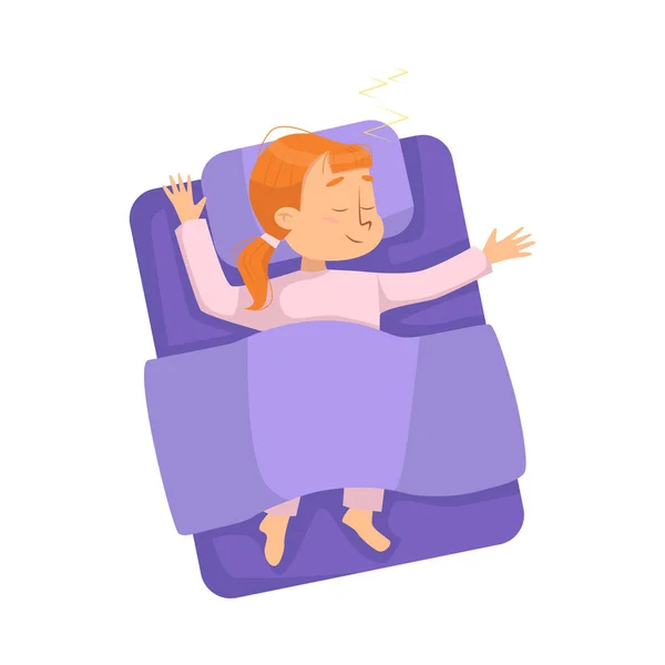 Menina bonito dormindo docemente em sua cama sob cobertor, vista de cima, hora de dormir, doces sonhos de criança adorável conceito Cartoon Style Vector Ilustração —  Vetores de Stock