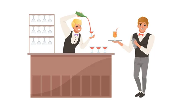 Joven camarero de pie en el mostrador de bar verter vino en el conjunto de ilustración de vectores de vidrio — Vector de stock