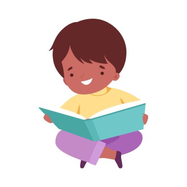 Küçük çocuk kitap okuyor, şirin çocuk bacak bacak üstüne atarak oturmuş edebiyat, eğitim ve hayal gücünün tadını çıkartıyor çizgi film stili illüstrasyonları çiziyor.