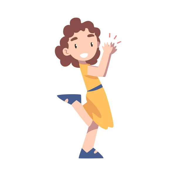 Petite fille heureuse et mignonne applaudissant ses mains, souriant enfant applaudissant exprimant le plaisir, l'appréciation, le plaisir Illustration vectorielle de style bande dessinée — Image vectorielle