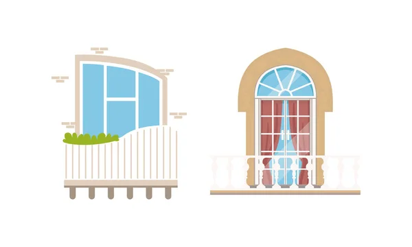 Balkon Windows Set, Huis gevel ontwerp elementen, Kleine Patio Vector Illustratie — Stockvector